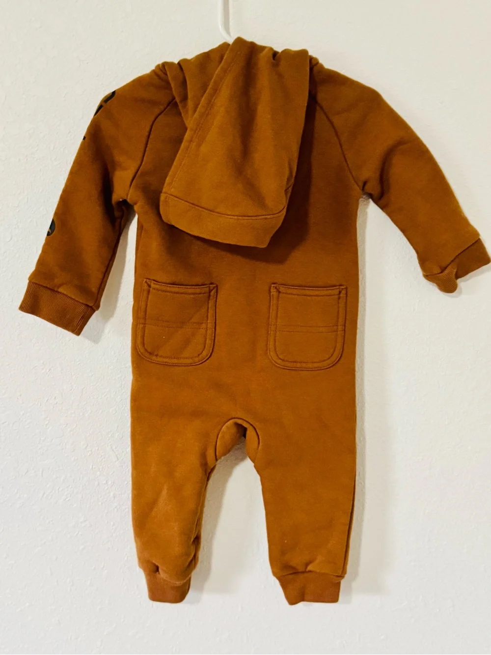Carhartt Kids Hooded Zip One-Piece in Rust Brown Size 6 Mth.